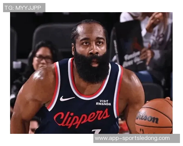 哈登首节狂砍15分全场高效13投10中轻松拿下31分4篮板6助攻2盖帽