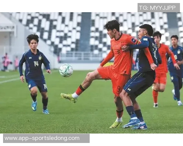 老大哥蒋光太晒点球制胜瞬间为U23男足加油打气展现团结精神 老大哥蒋光太晒点球制胜瞬间为U23男足加油打气展现团结精神