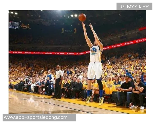 克莱分享三分投篮秘诀：寻找空位与调整姿势是关键