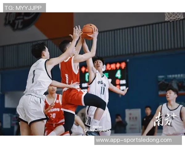 中国高中篮球集训冬令营在青岛国信篮球训练基地隆重开幕